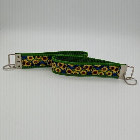 Sunflower Keychain Wristlet Feather Boho Fabric Key Ring FOB Green Floral Gift - Picture 7 of 7